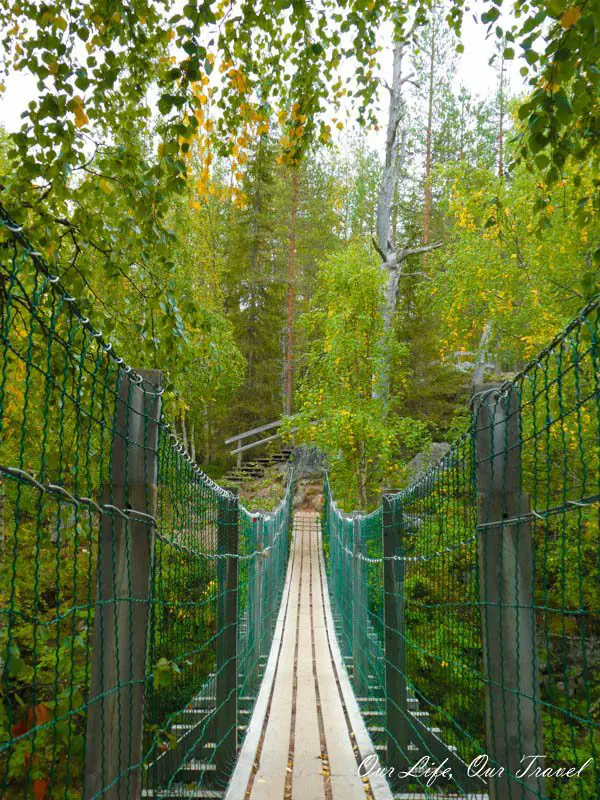 the suspension bridge in Oulanka during summer