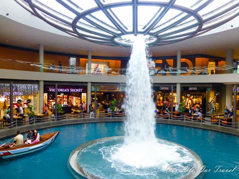 Szingapúr Shoppes bevásárlóközpont